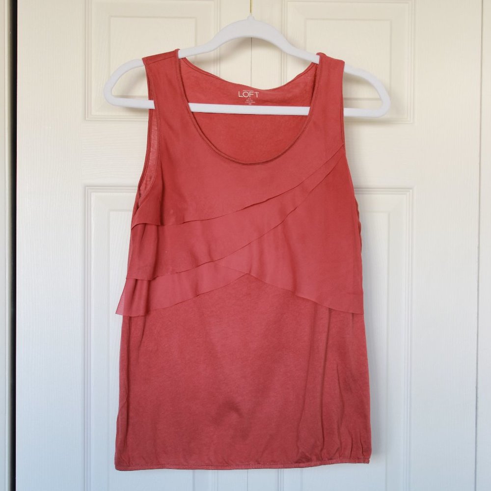 Loft burnt sienna rust color ruffle tank size Medium Petite